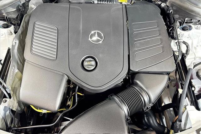 New 2026 Polar White Mercedes-Benz GLC 300 image 58