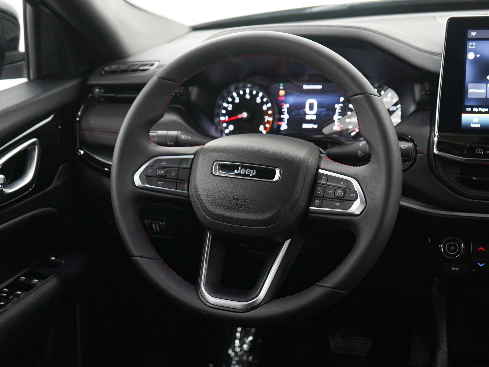 2025 Jeep Compass Trailhawk - Photo 14