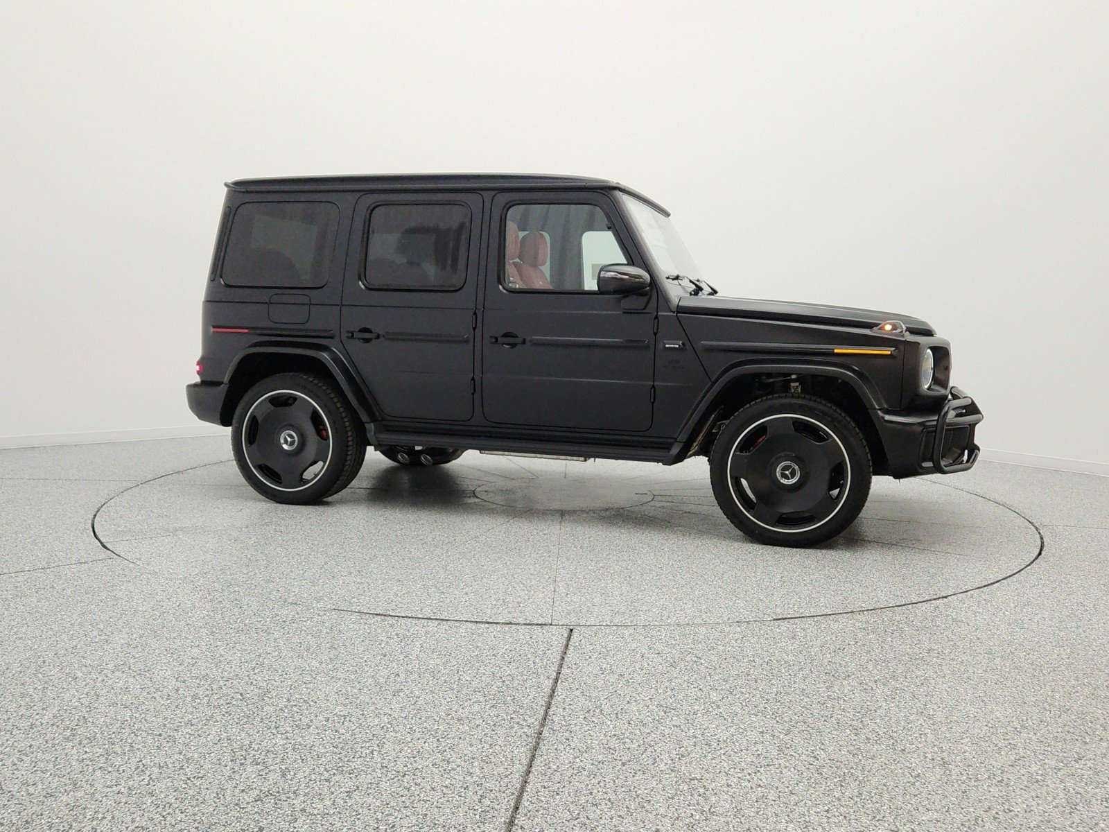 New 2026 MANUFAKTUR Night Black Magno Mercedes-Benz AMG® G 63 SUV image 4
