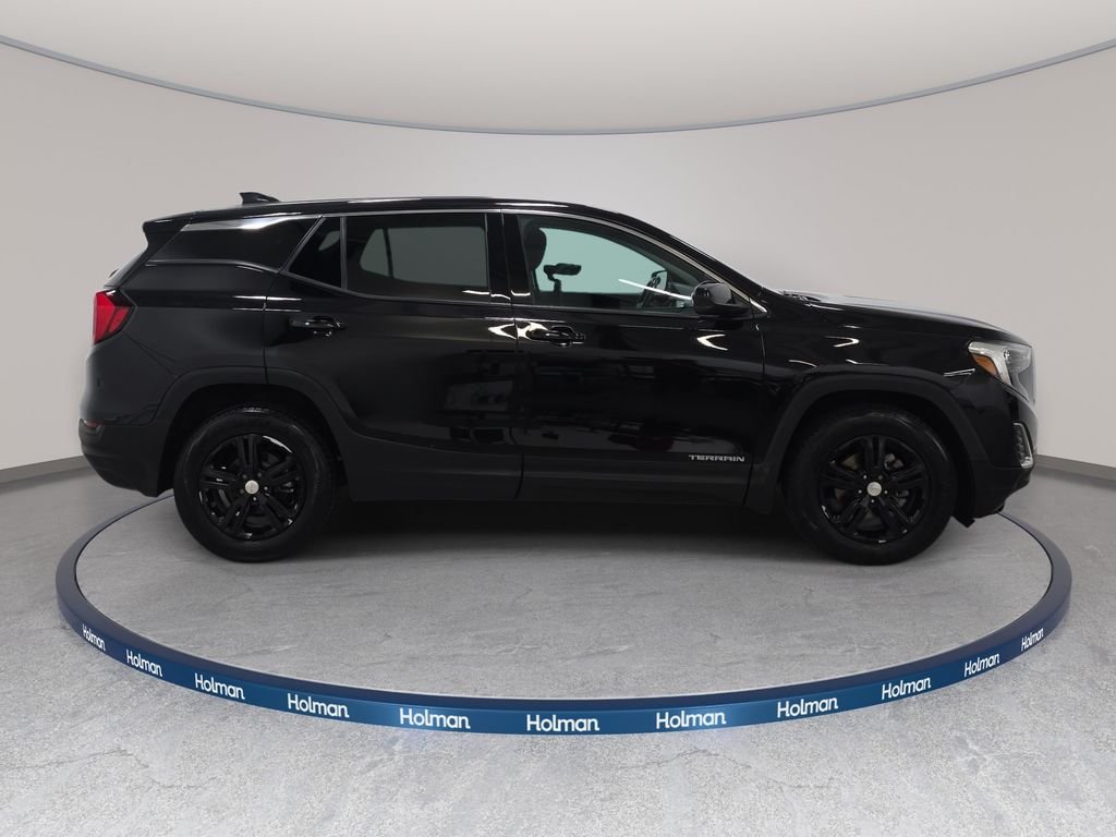 Used 2019 Ebony Twilight Metallic GMC SLE image 5