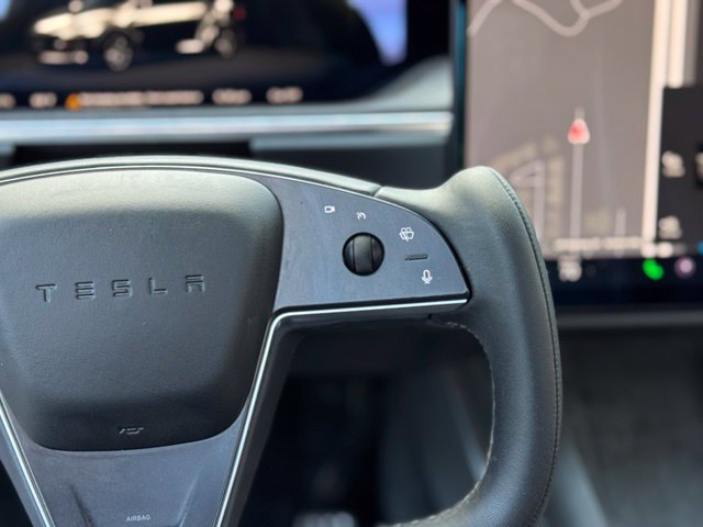 Used 2022 Solid Black Tesla Base image 23