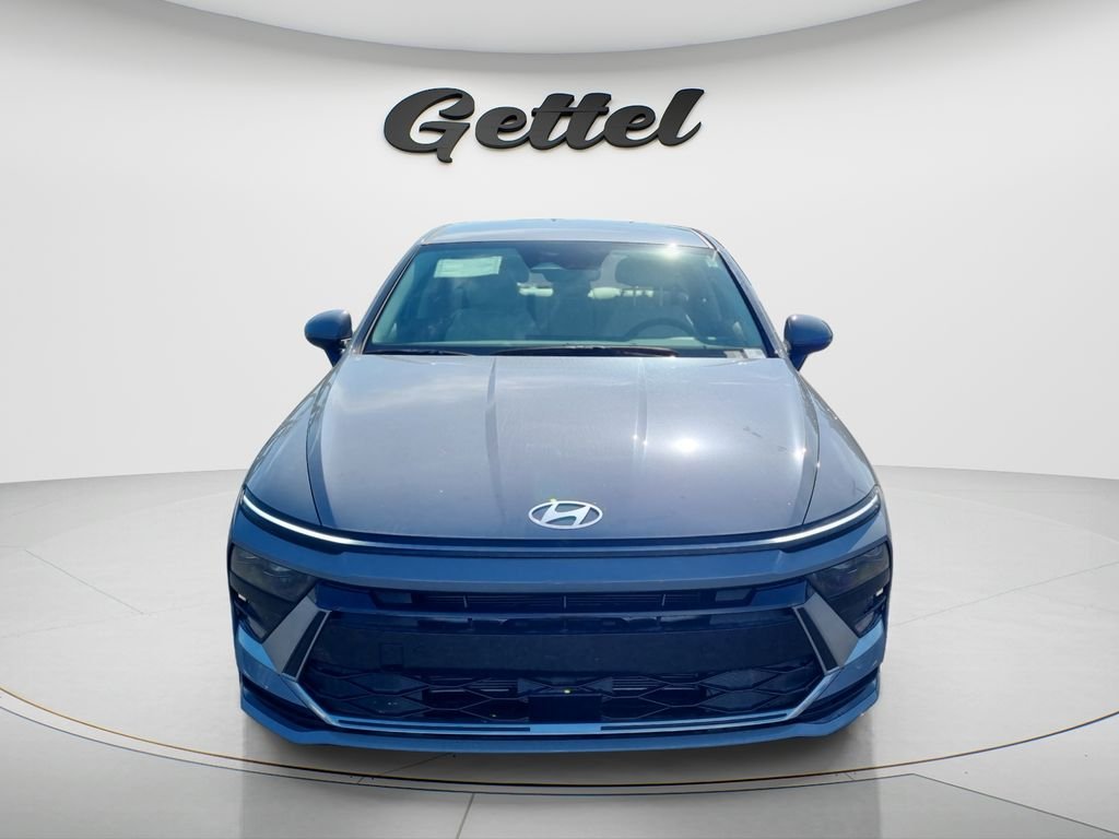 New 2026 Blue Hyundai SEL Sport image 2