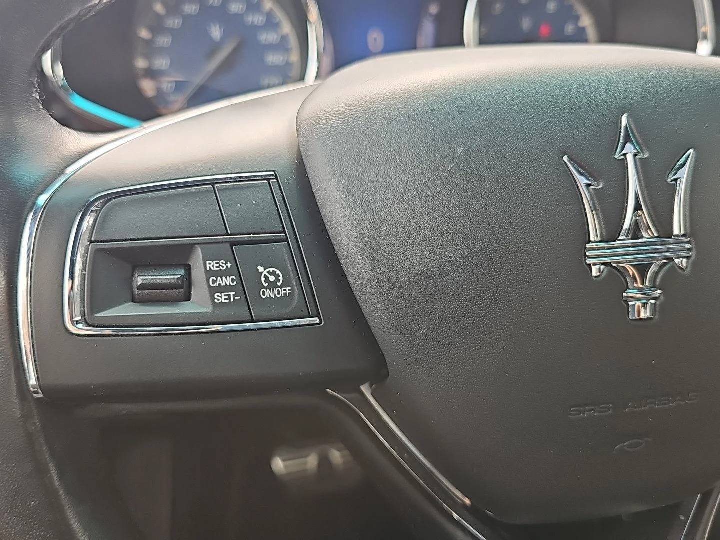 Used 2014 Black Maserati S Q4 image 24
