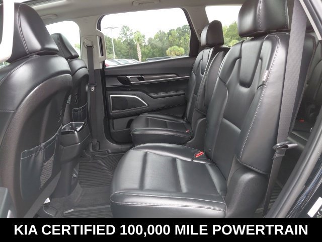 Used 2025 Black Kia S image 28