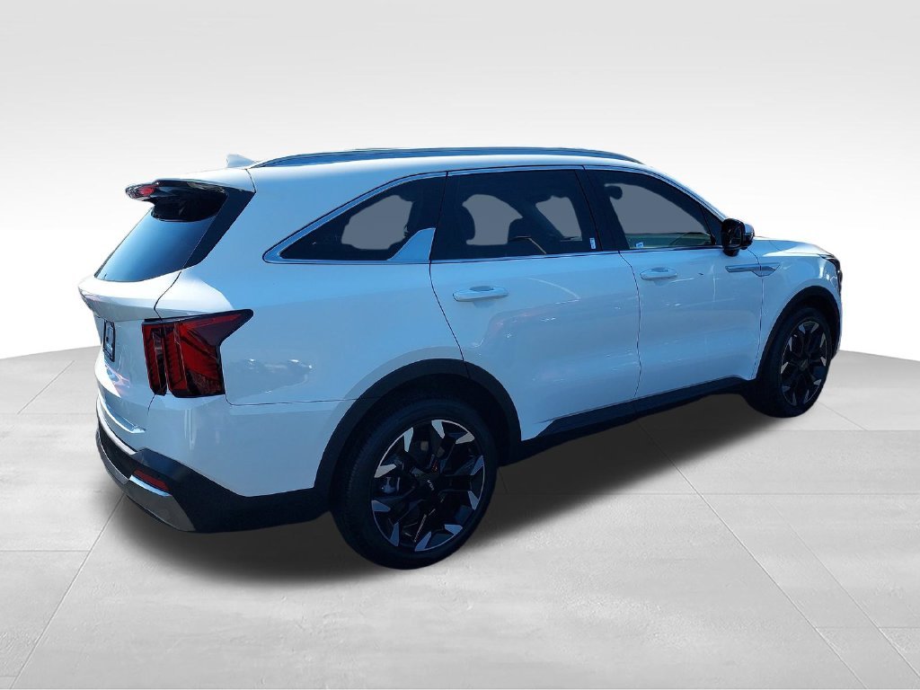 Used 2025 White Kia SX image 6