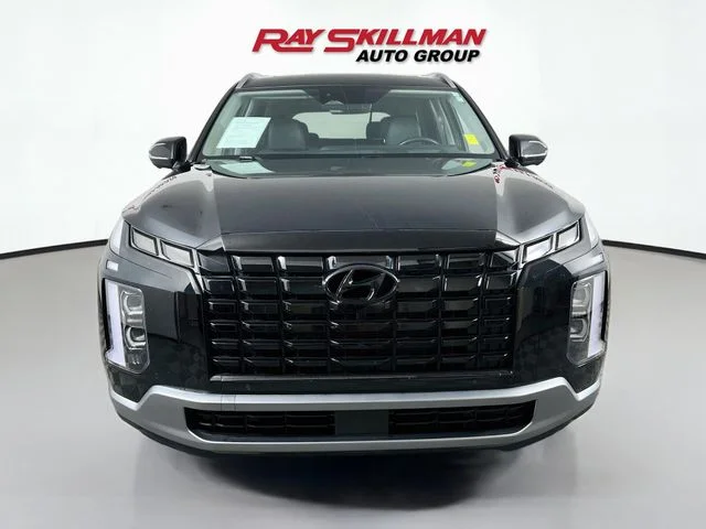 Used 2023 Black Hyundai Limited image 2