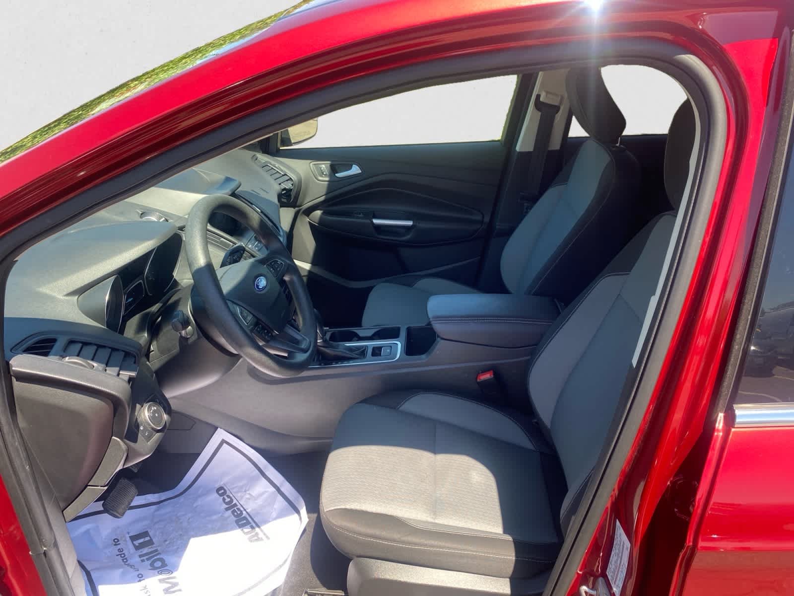 Used 2019 Ruby Red Metallic Tinted Clearcoat Ford SE image 14