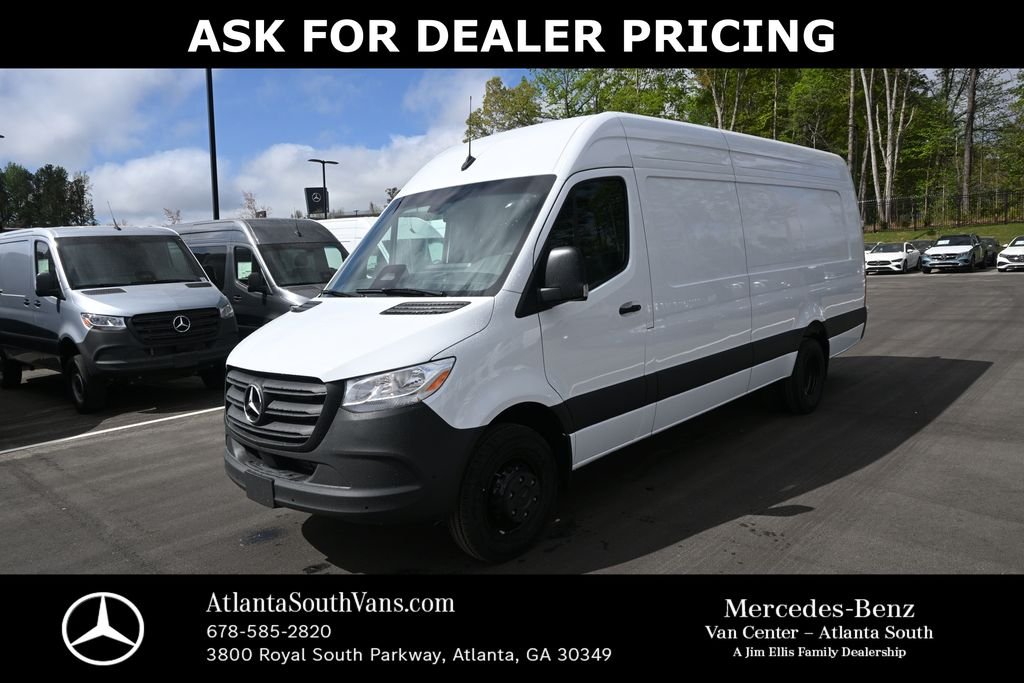 New 2026 Arctic White Mercedes-Benz Cargo 170 WB image 1
