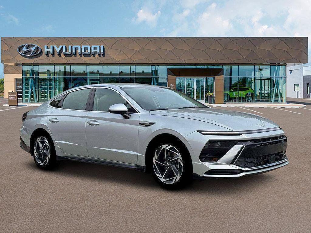 New 2026 Silver Hyundai SEL Sport image 10