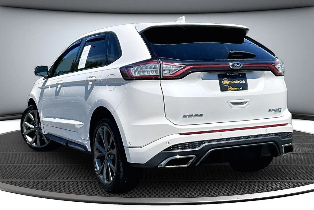 Used 2016 White Ford Sport image 4