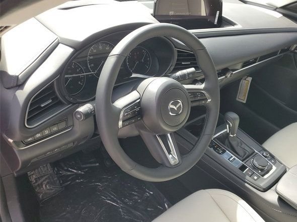 2026 Mazda CX-30 Premium - Photo 17
