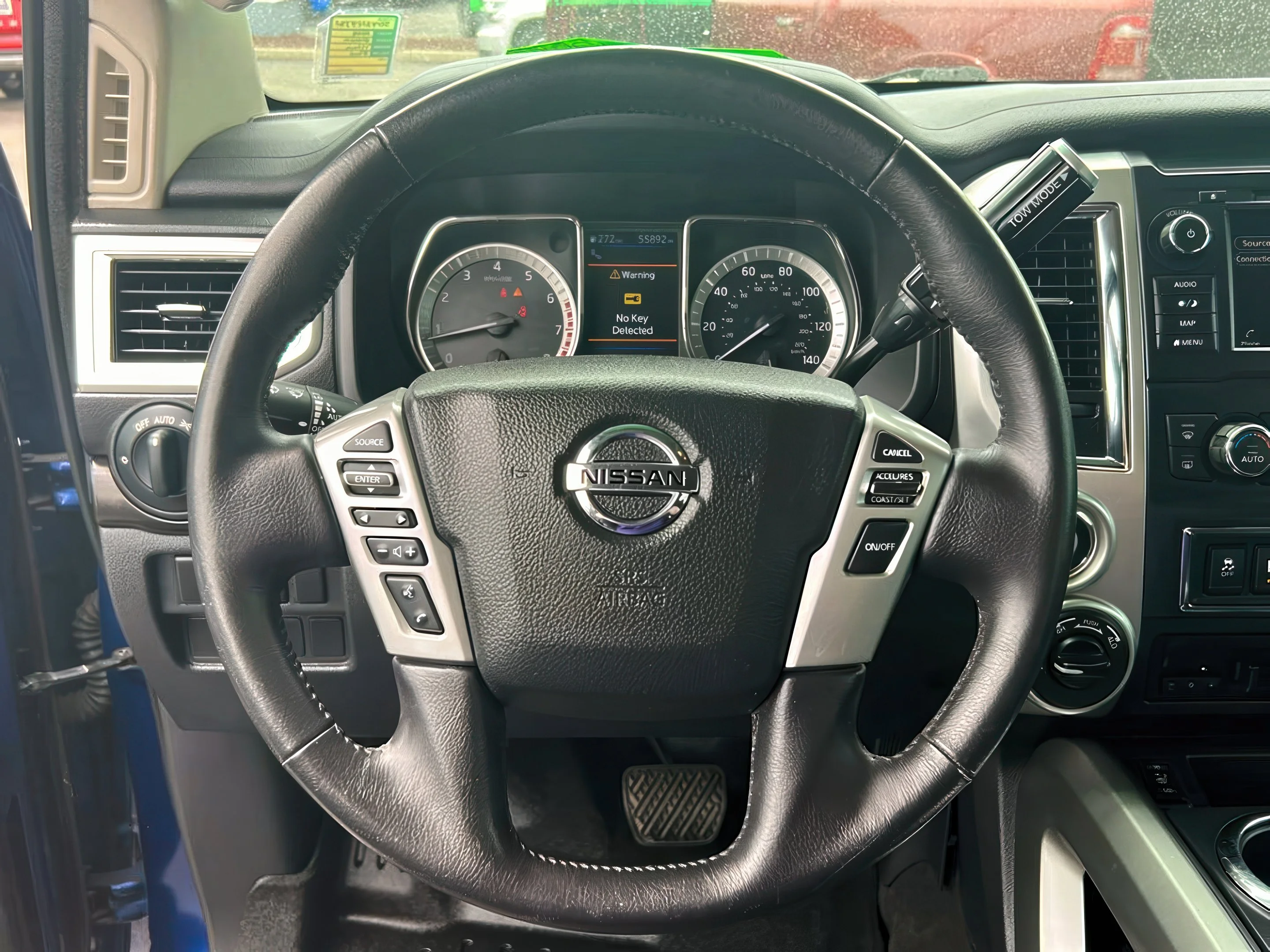 2019 Nissan Titan SV - Photo 25