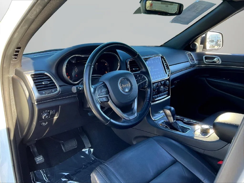 Used 2021 Bright White Clearcoat Jeep Limited image 19