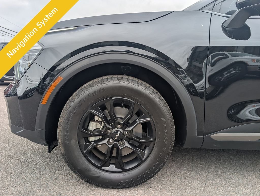 Used 2024 Black Kia X-Pro Prestige image 10