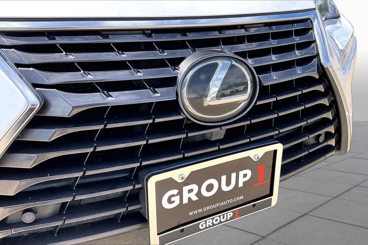 Used 2021 Eminent White Pearl Lexus  image 30