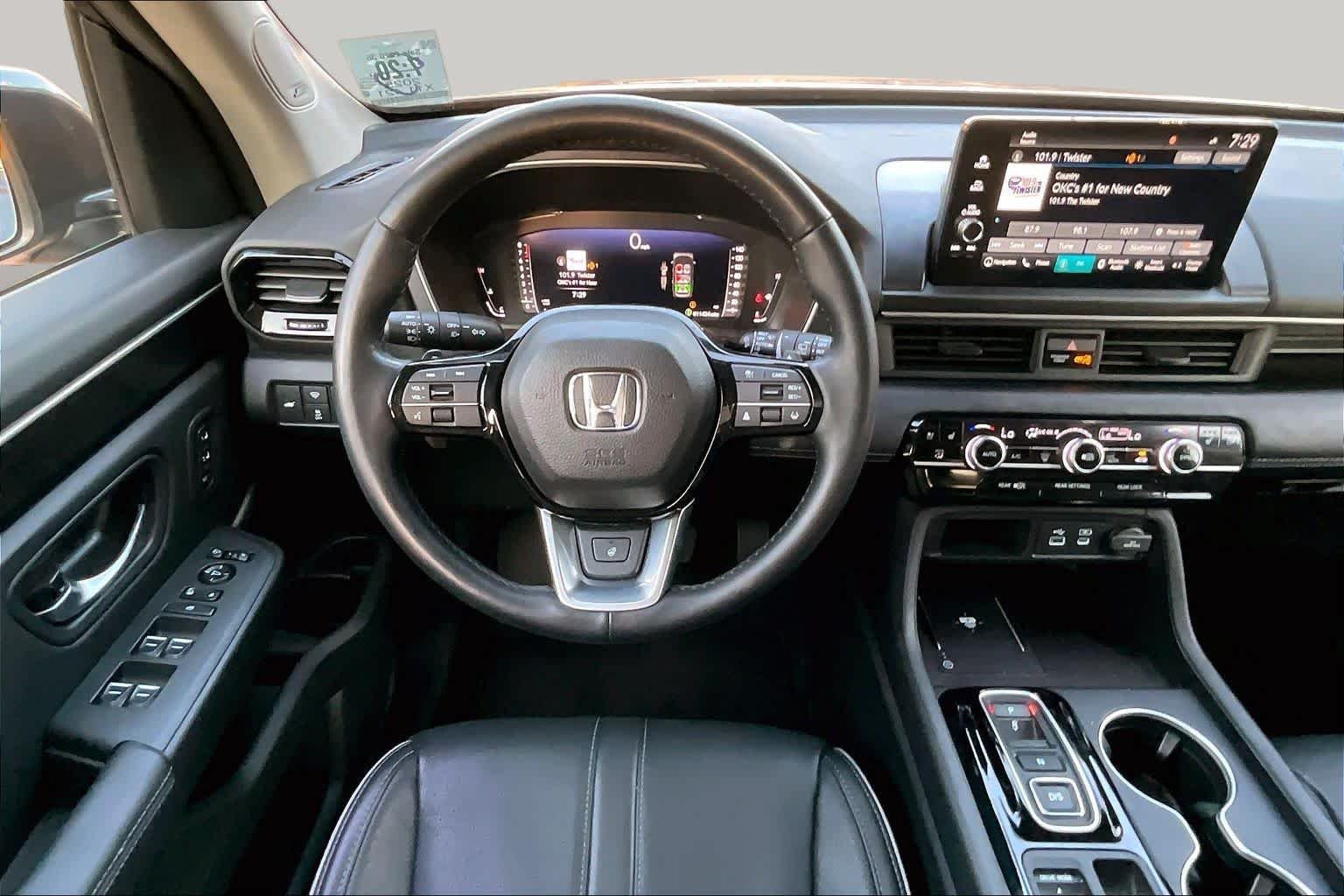 Certified Used 2025 Modern Steel Metallic Honda Elite image 6