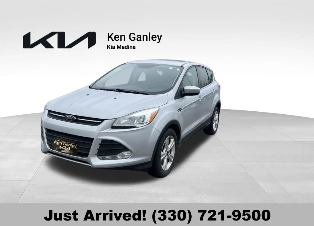 2016 Ford Escape SE's photo