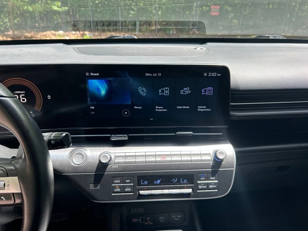 2024 Hyundai Kona SEL - Photo 17