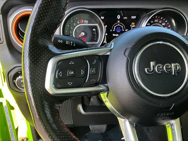 Used 2021 Green Jeep Mojave image 13