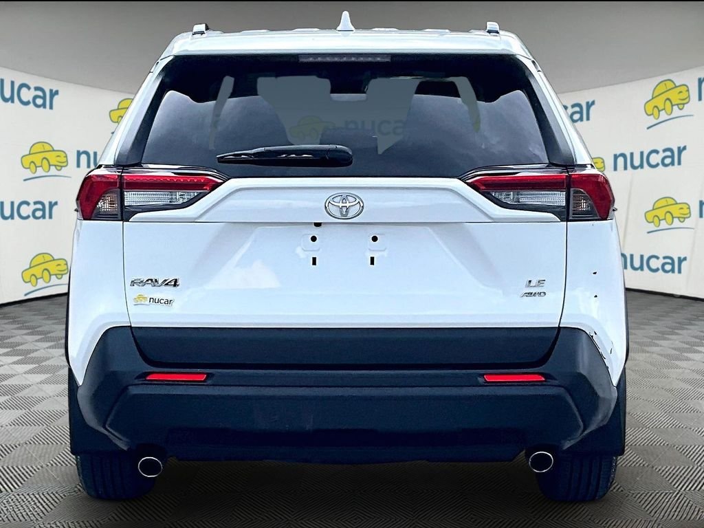 Used 2021 White Toyota LE image 5