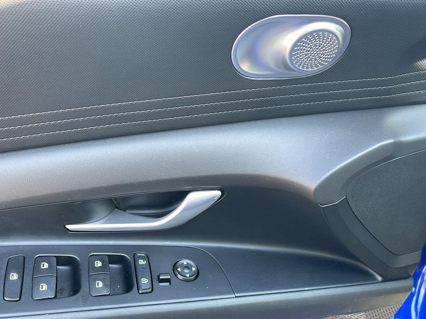 2024 Hyundai Elantra SEL - Photo 20