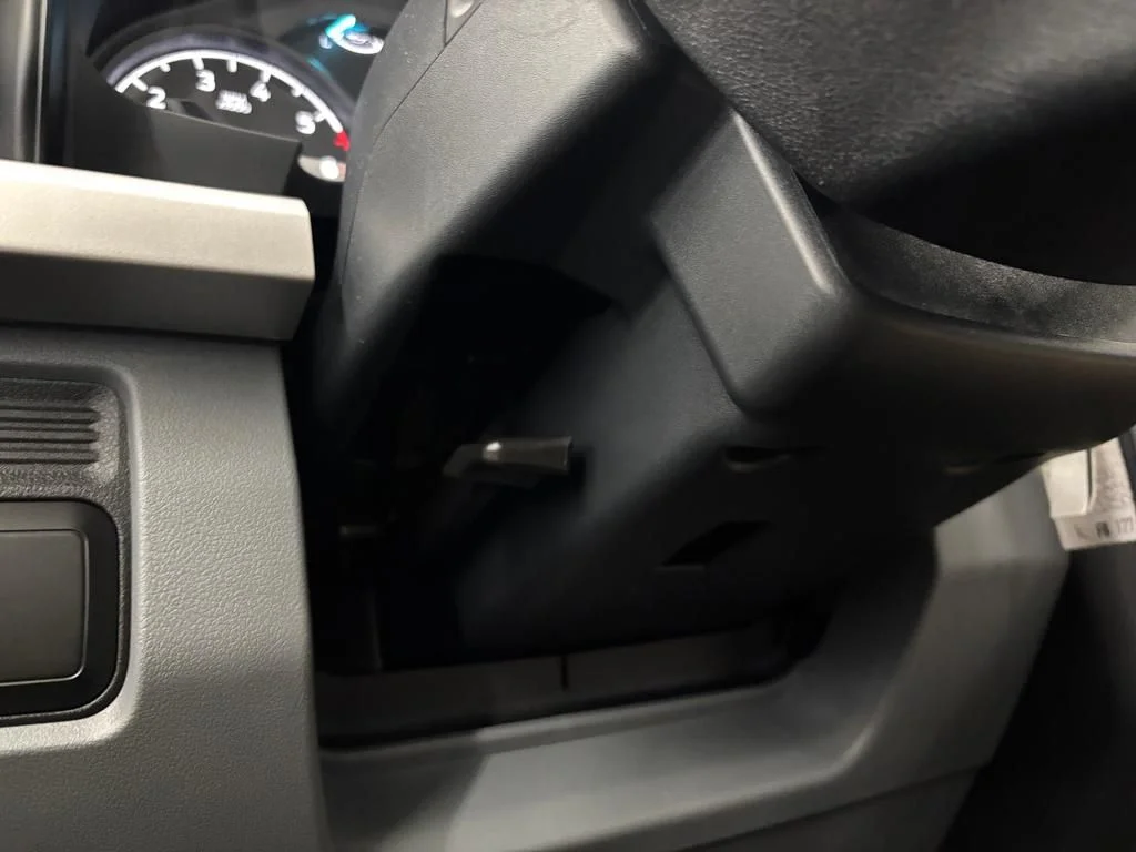 New 2026 Oxford White Ford F-250® XL image 21