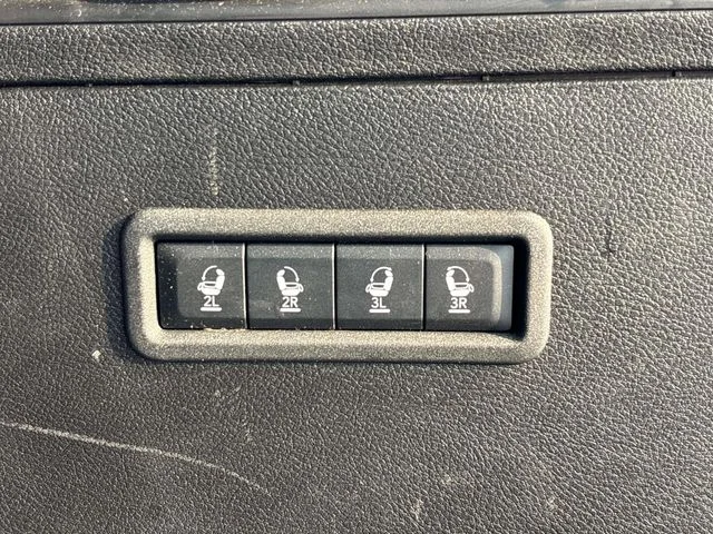 Certified Used 2025 White Jeep Series II image 17