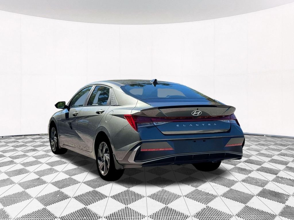 New 2026 Gray Hyundai SEL Sport image 7