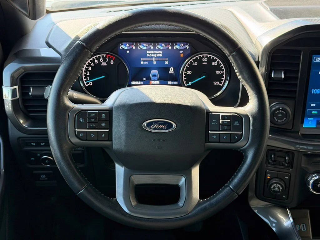 Used 2022 Silver Ford XLT image 16