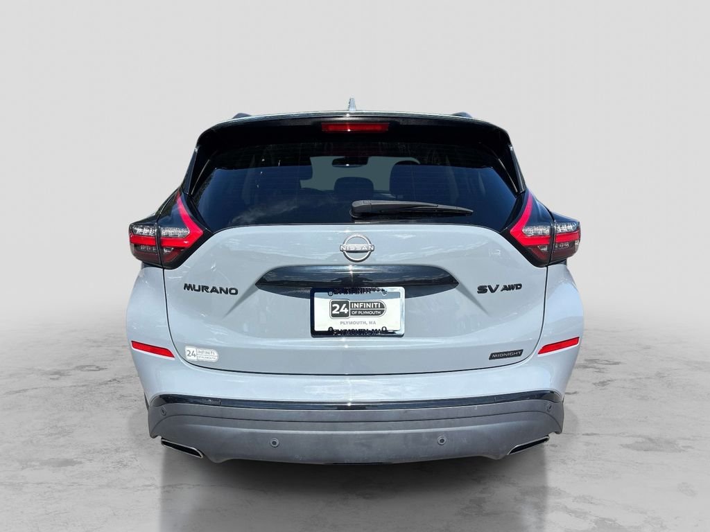 Used 2024 Gray Nissan SV image 4