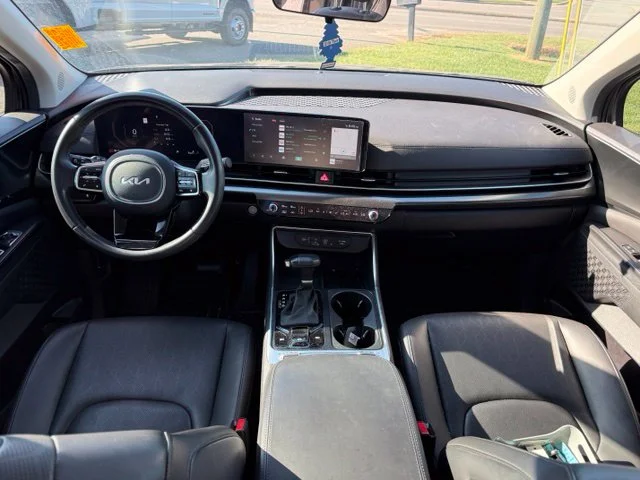 Used 2025  Kia SX image 14