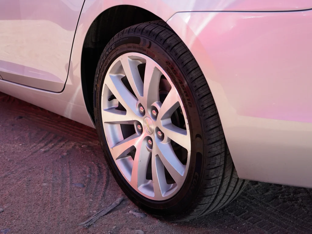Used 2015 Silver Ice Metallic Chevrolet LTZ image 8