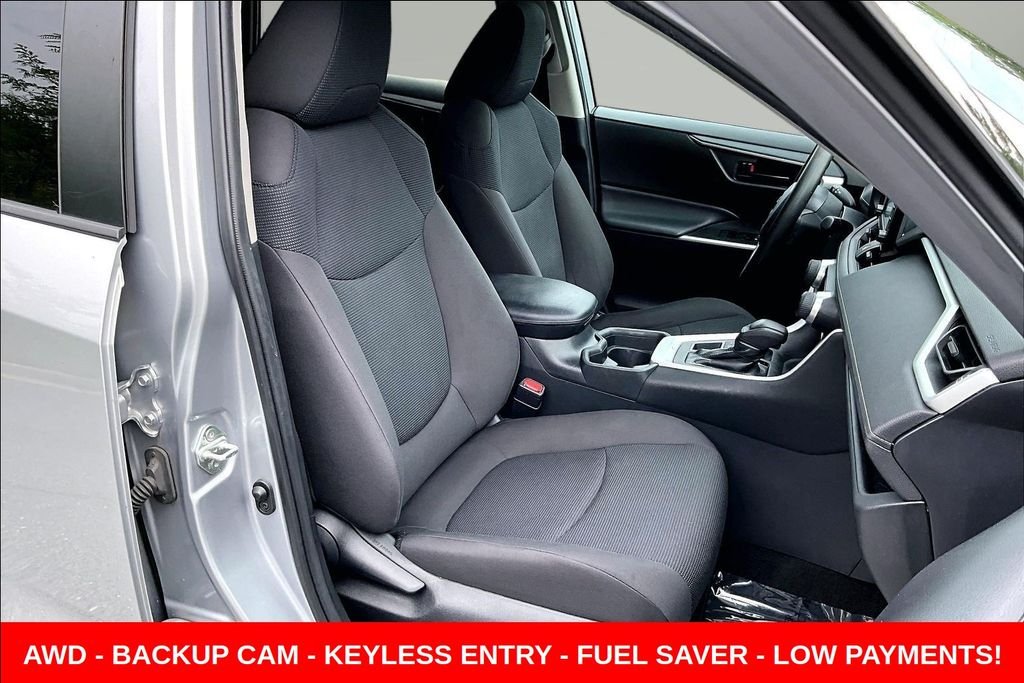 Used 2020 Silver Toyota LE image 27