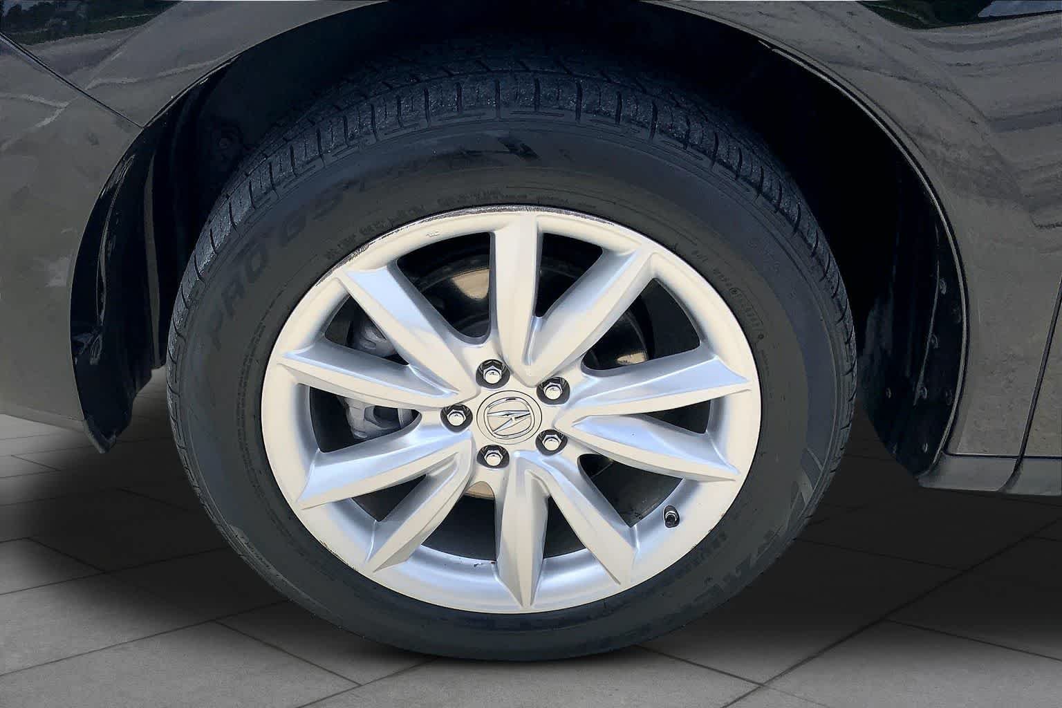 Used 2019 Majestic Black Pearl Acura  image 10