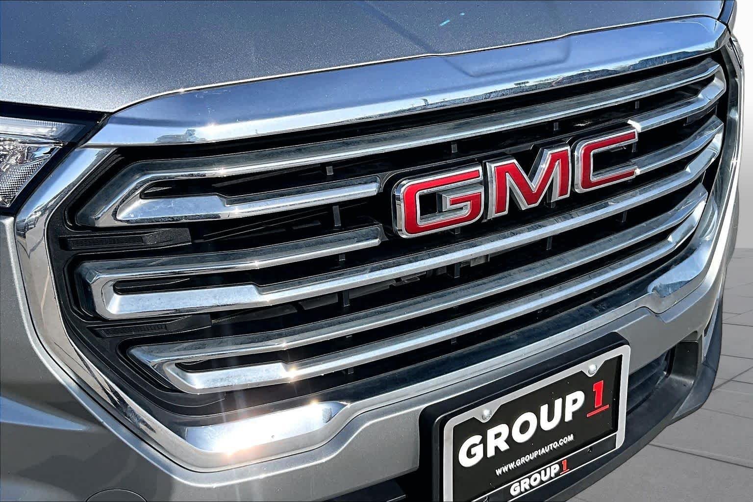 Used 2023 STERLING METALLIC GMC SLT image 30