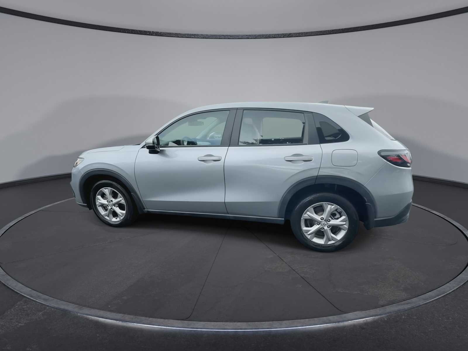 Used 2024 Lunar Silver Metallic Honda LX image 5
