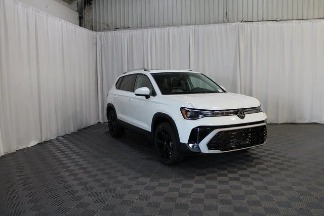 2025 Volkswagen Taos SEL - Photo 31
