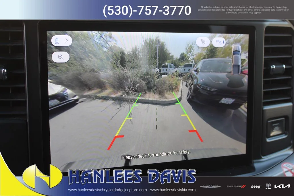 Used 2025 Black Ford XLT image 23