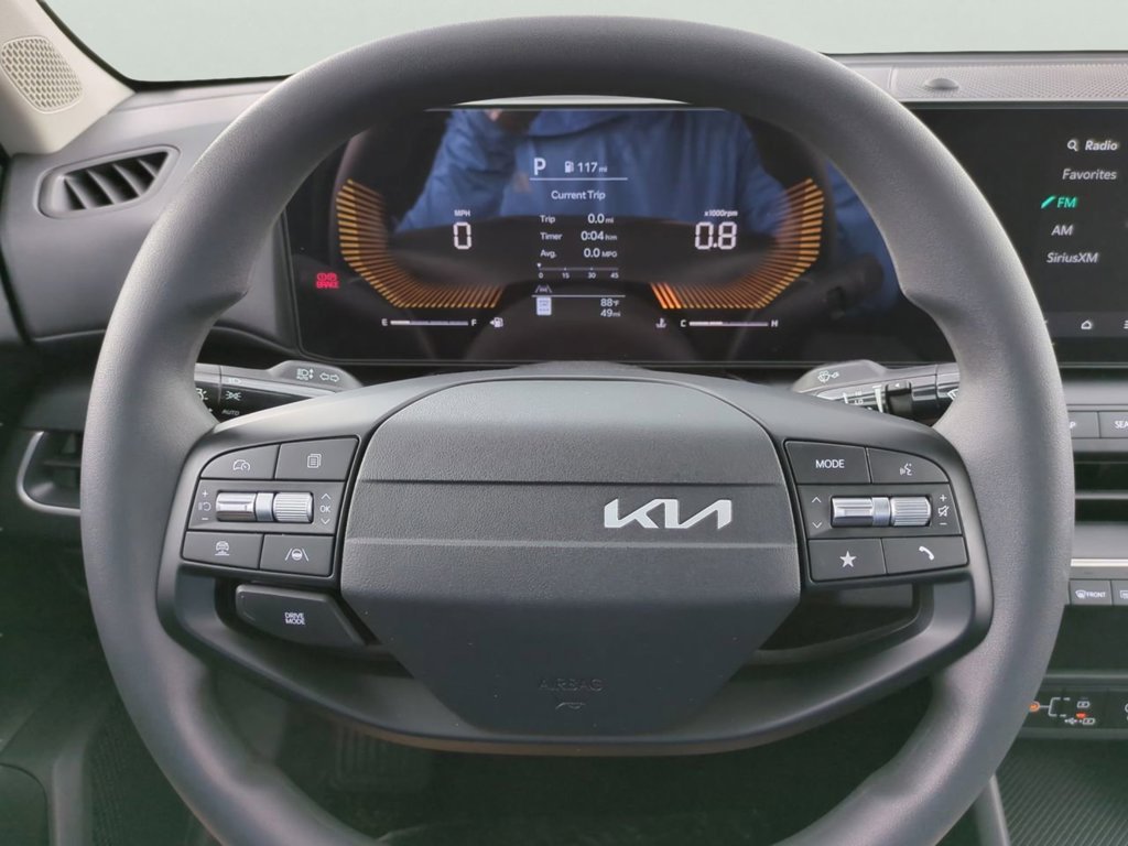 New 2026 Snow White Pearl Kia LXS image 27