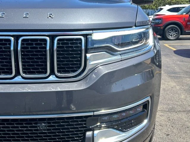 Used 2022 Gray Jeep Series III image 3