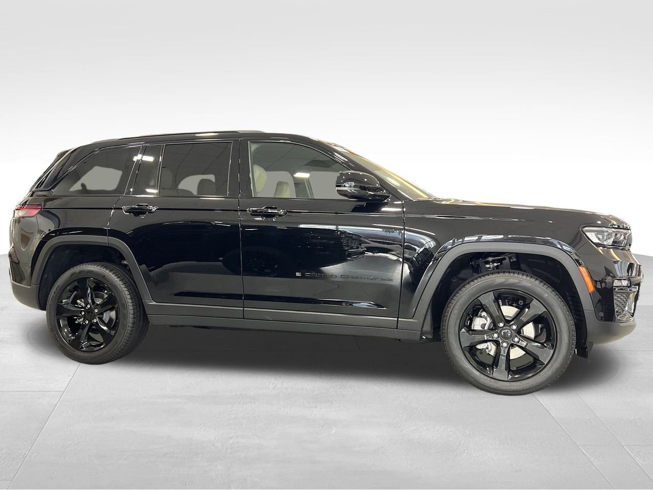 2025 Jeep Grand Cherokee Limited - Photo 32