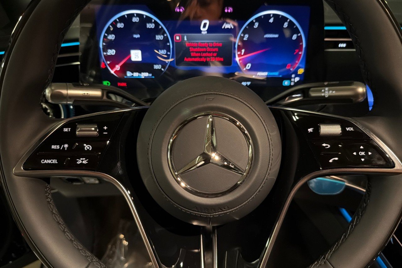 New 2027 Obsidian Black Metallic Mercedes-Benz S 580 4MATIC® Sedan image 21