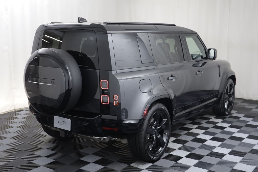 New 2026 Carpathian Grey LAND ROVER X-Dynamic SE image 20