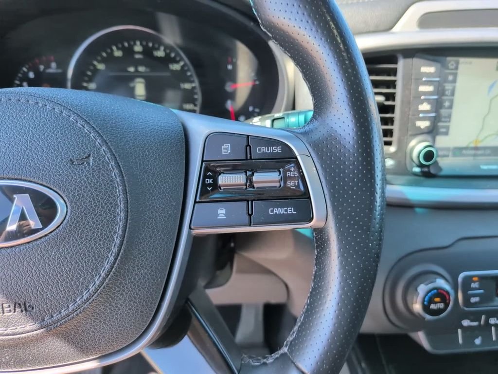 Used 2020 Silver Kia SX image 19