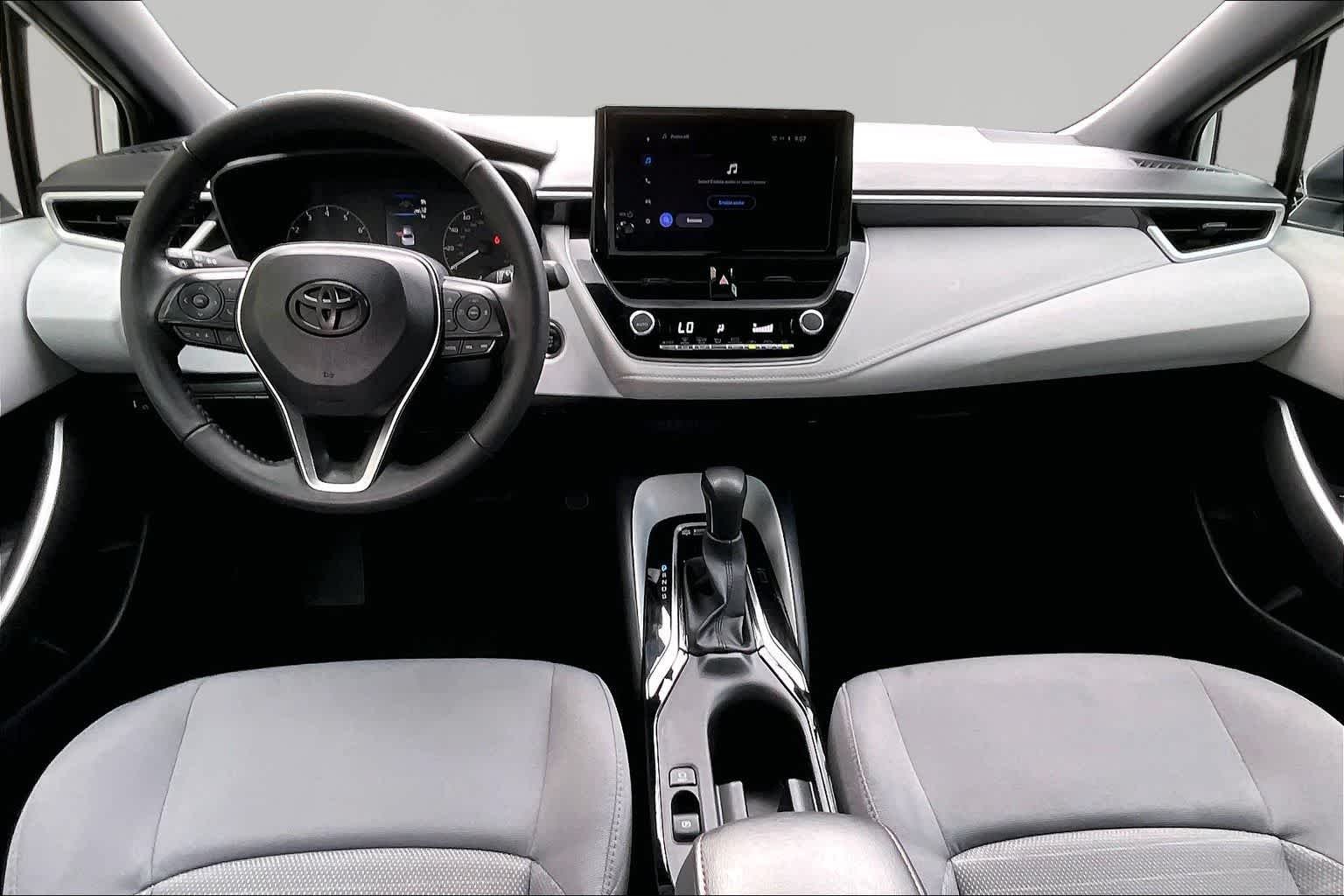Used 2024 Ice Cap Toyota SE image 15