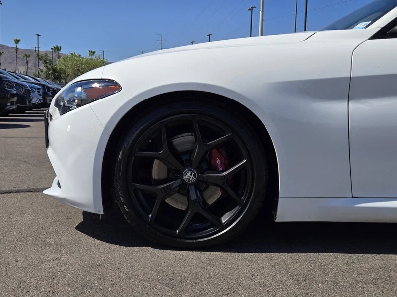 Used 2020 White Alfa Romeo RWD image 9