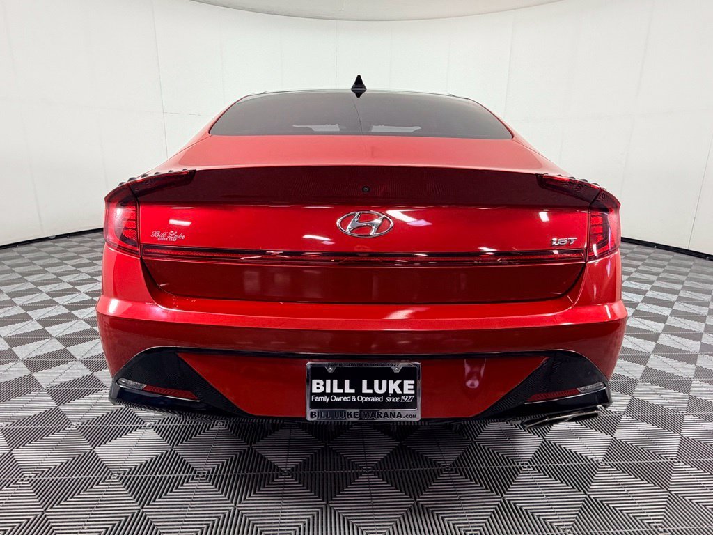 Used 2020 Red Hyundai SEL Plus image 8
