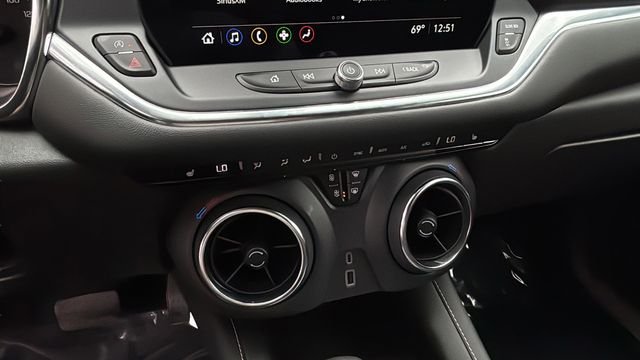 Used 2025 Black Chevrolet LT image 30