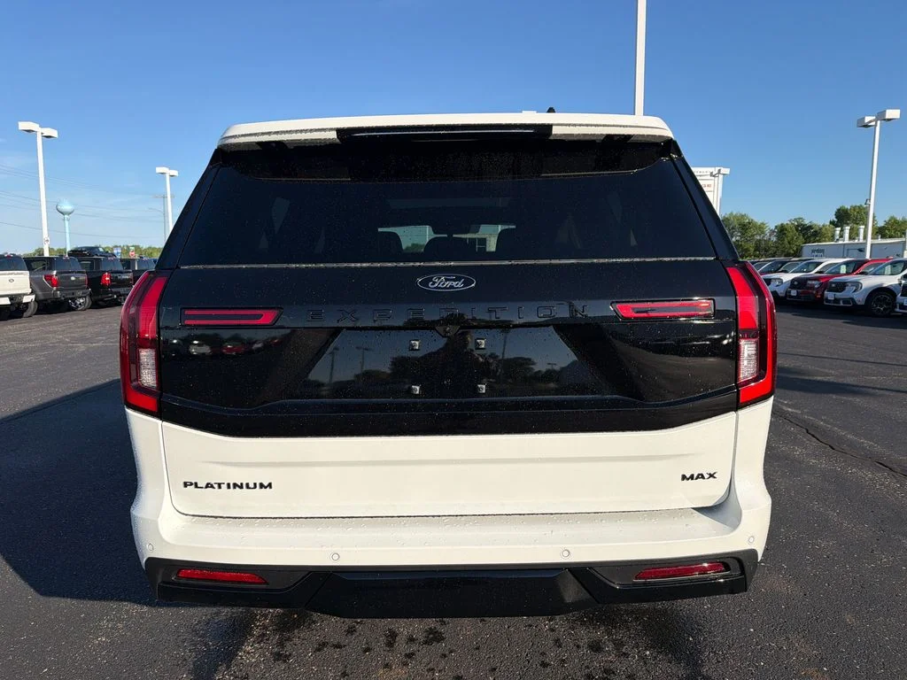 New 2026 White Ford Platinum image 4