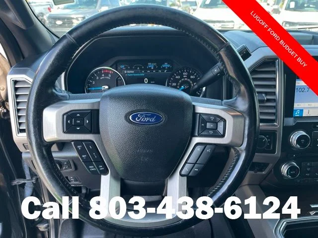 Used 2017  Ford Platinum image 19